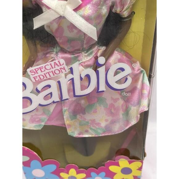 1996 Mattel African American Barbie Doll Russell Stover Candies Special Edition - Picture 6 of 16